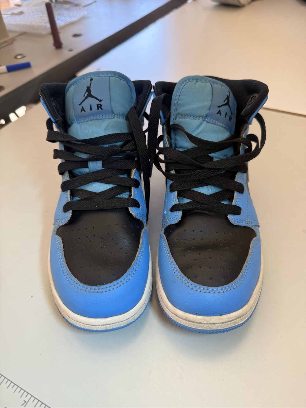 Air Jordan 1 Mid GS University Blue Black